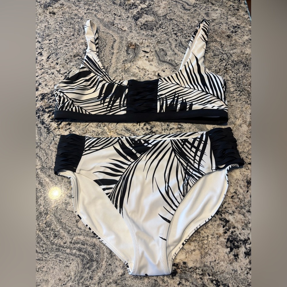 Athleta Monochrome Leaf Print Bikini XL 2 piece